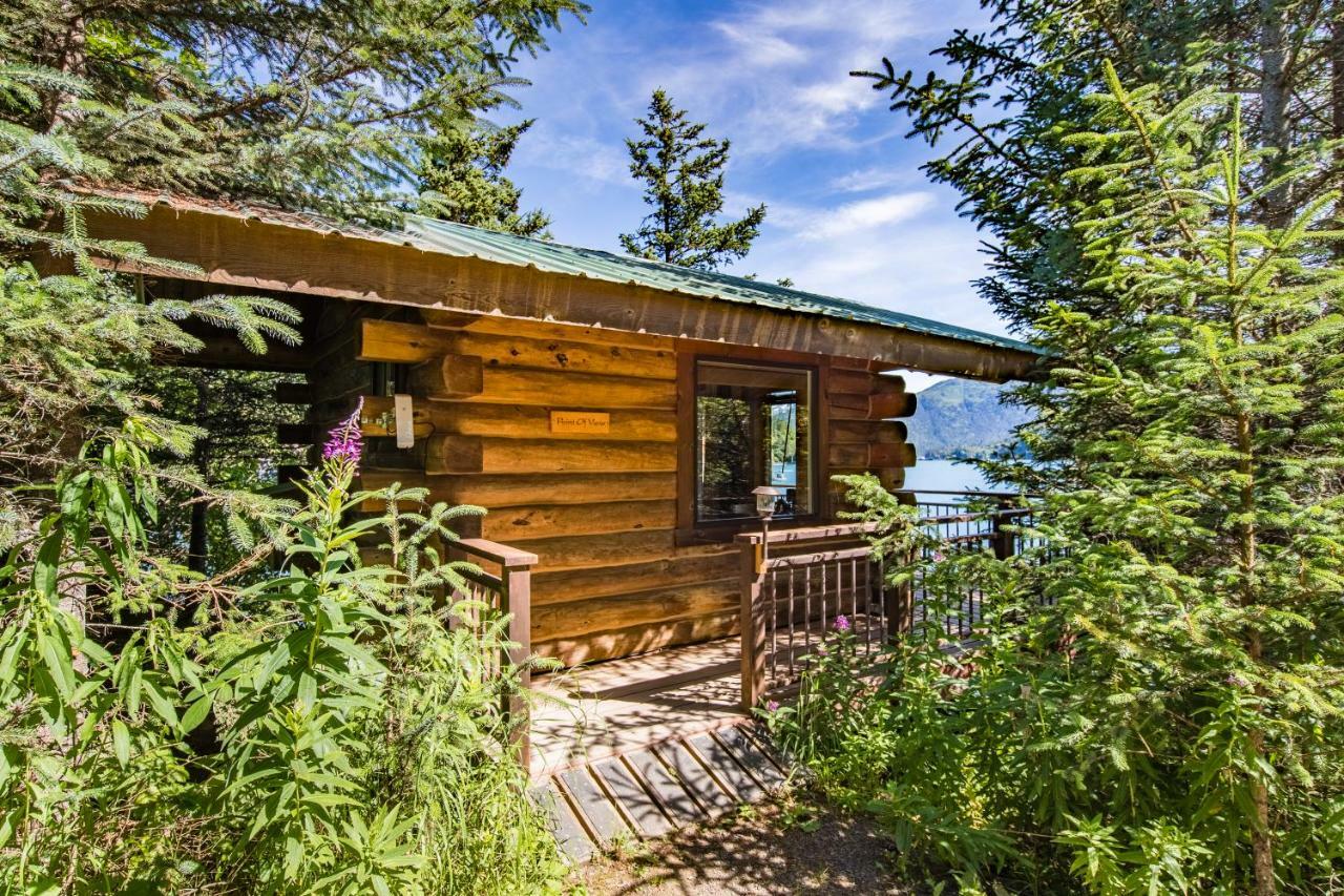 Stillpoint Lodge - All-Inclusive Halibut Cove Екстер'єр фото
