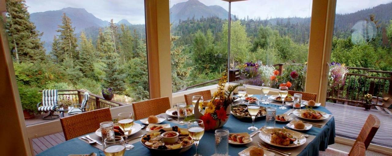 Stillpoint Lodge - All-Inclusive Halibut Cove Екстер'єр фото